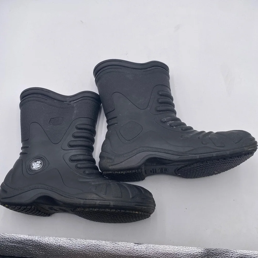 Shoes For Crews essential gorpcore practical